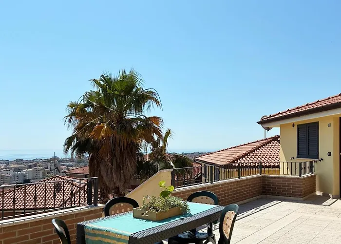 Holihome Vascello B25 アパート トルトレート